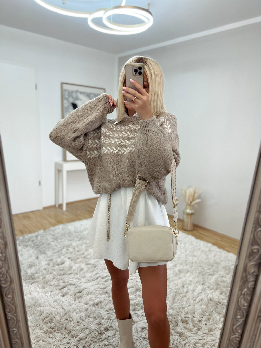 pullover 'wonderland taupe'