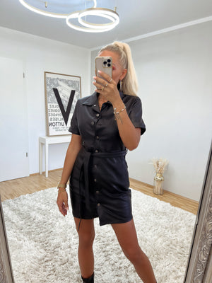 dress 'leather weather'