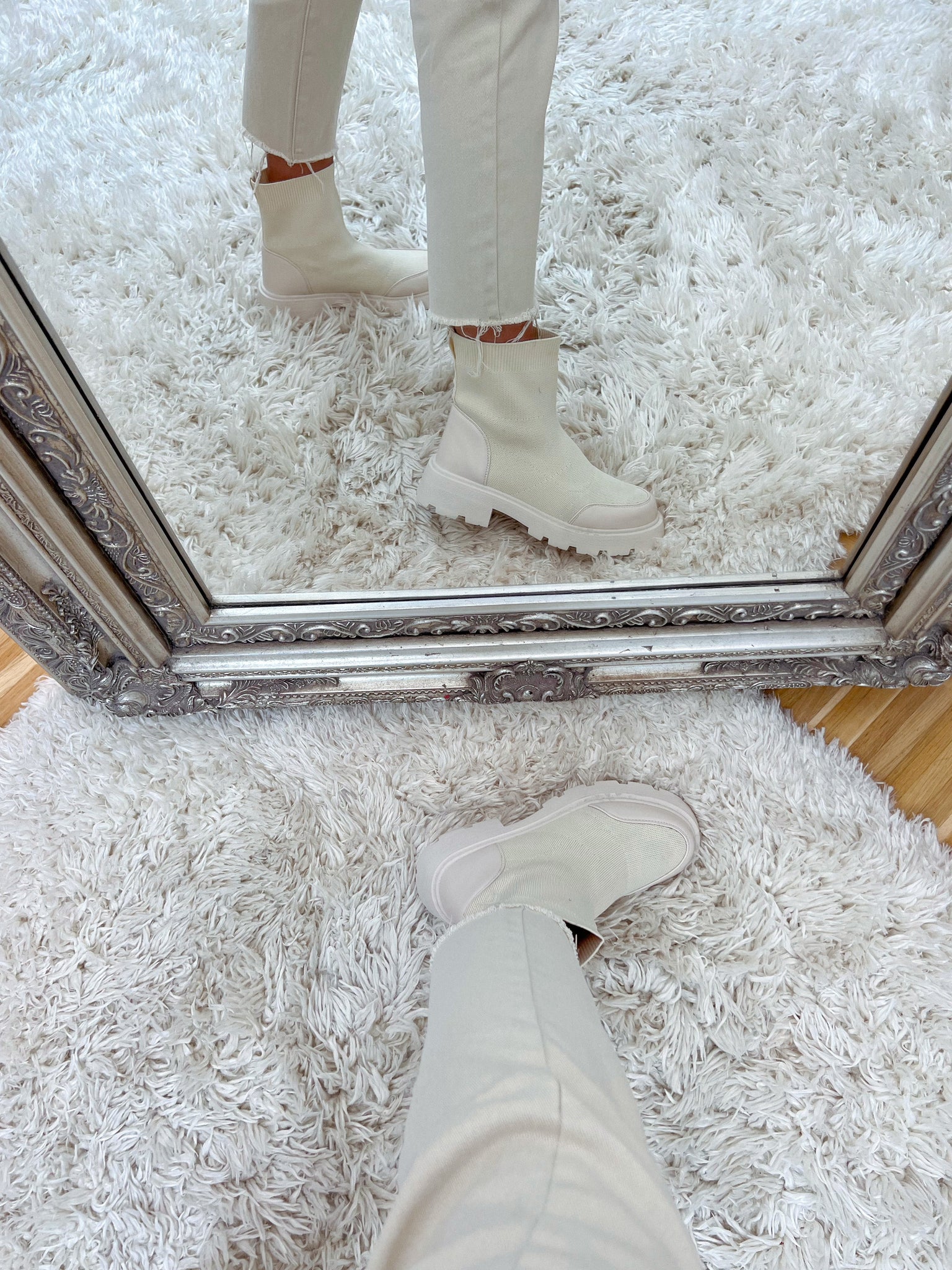 mom jeans 'completely beige'