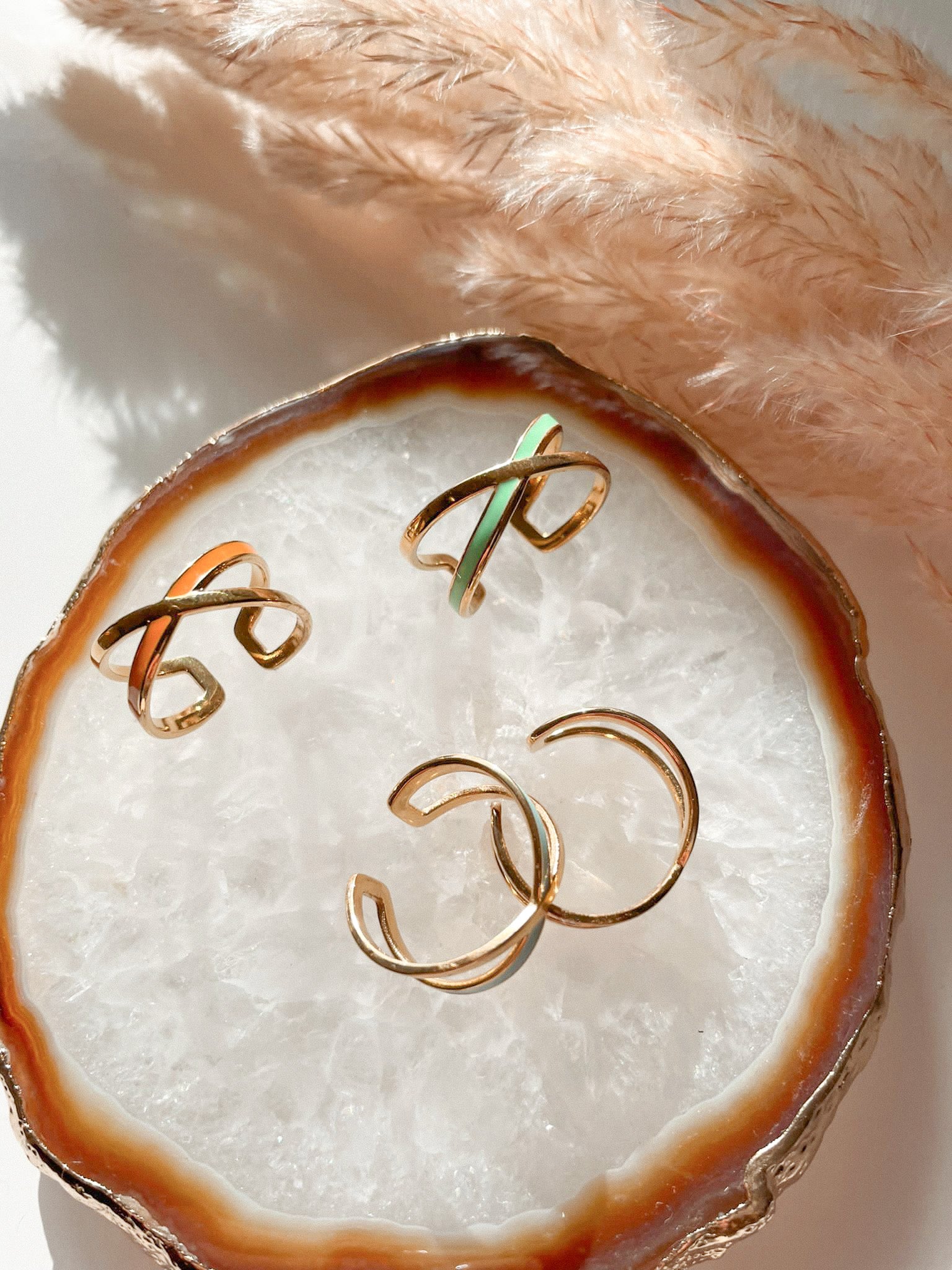ring 'time for colour'