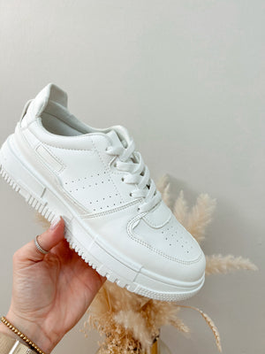 sneaker 'all white'
